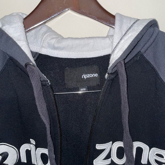 Ripzone Zip Up Hoodie. - Picture 2 of 3